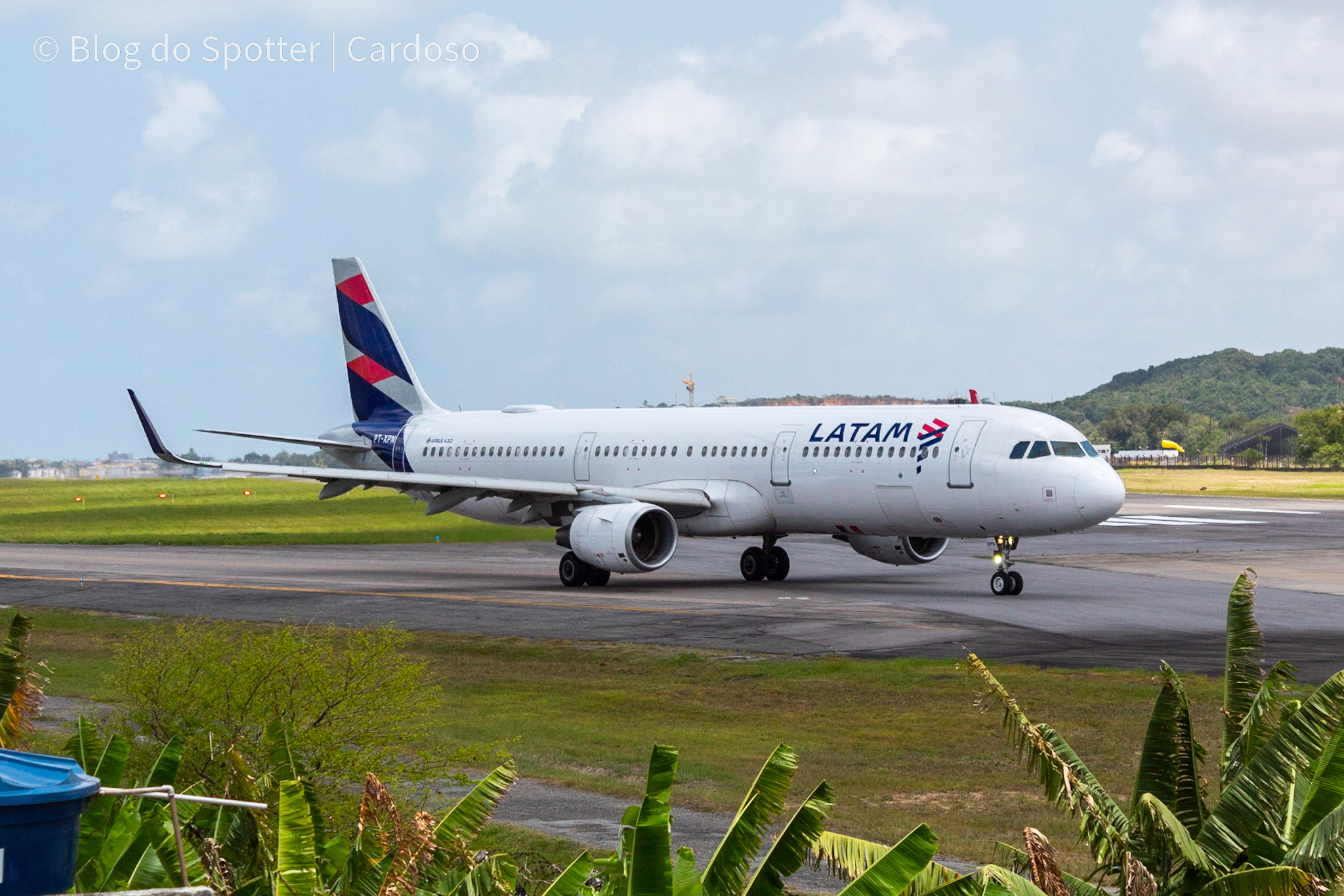 PT-XPN - Airbus A321-211 - LATAM Airlines