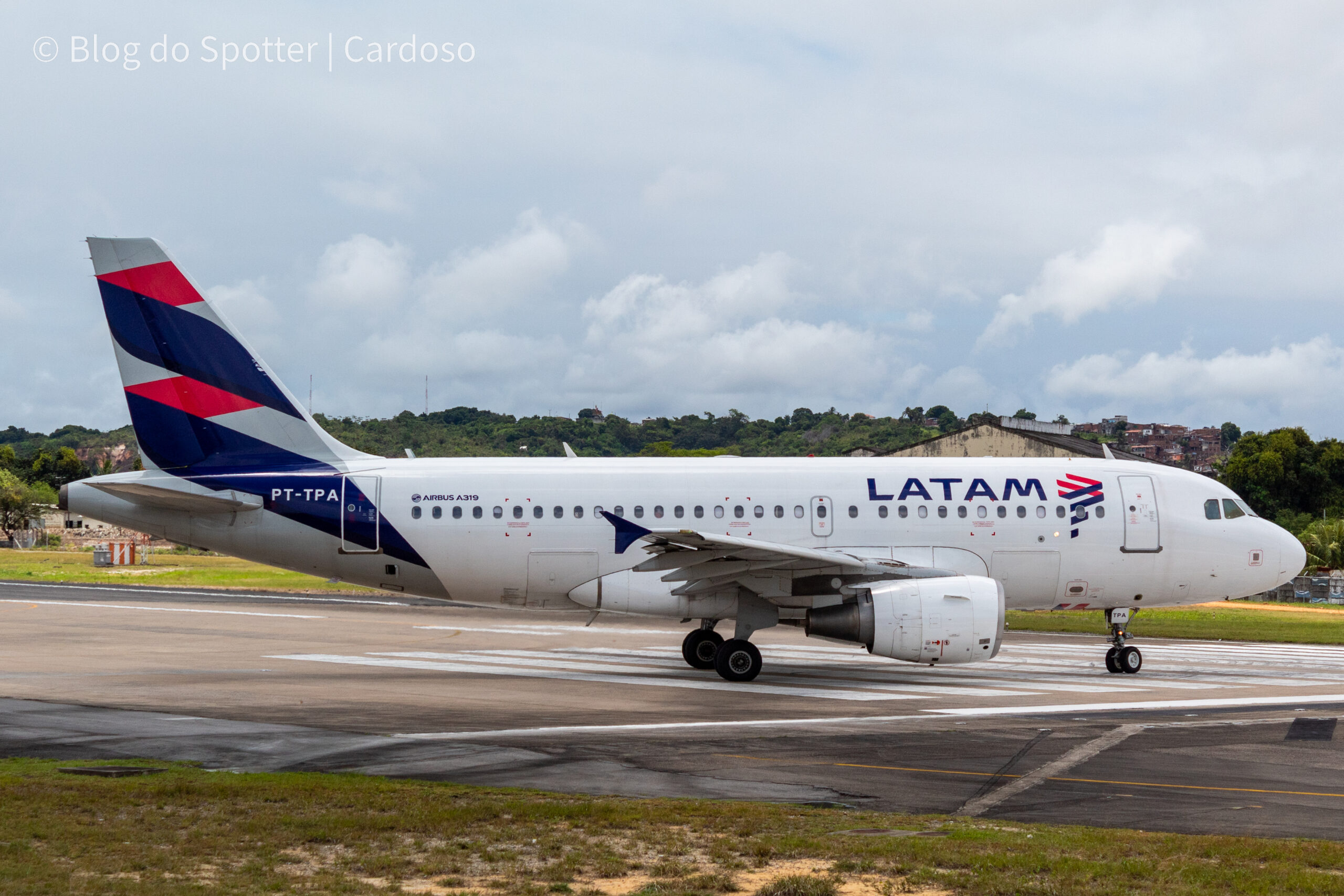 PT-TPA - Airbus A319-112 - LATAM Airlines