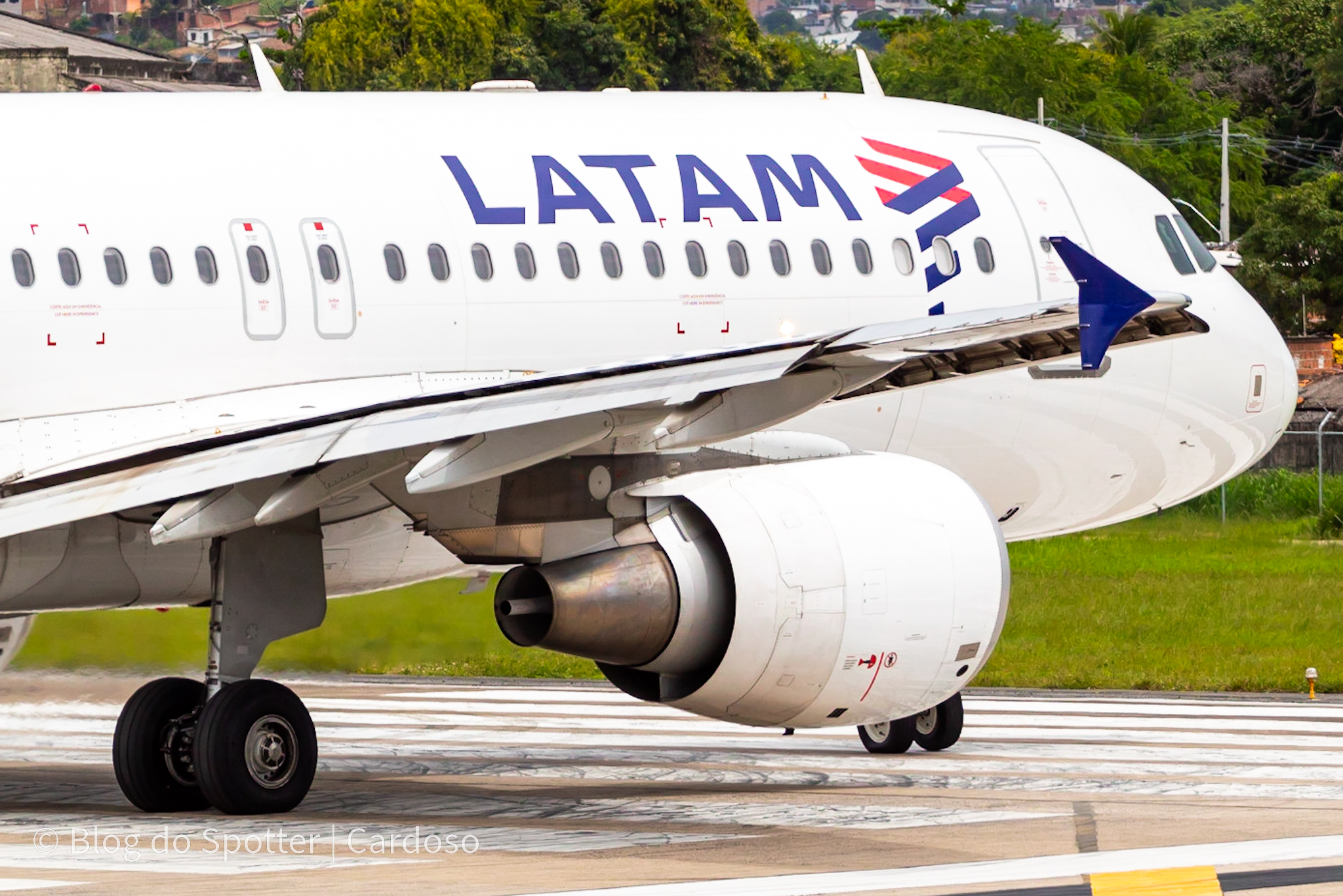 PR-HHW - Airbus A320-214 - LATAM Airlines