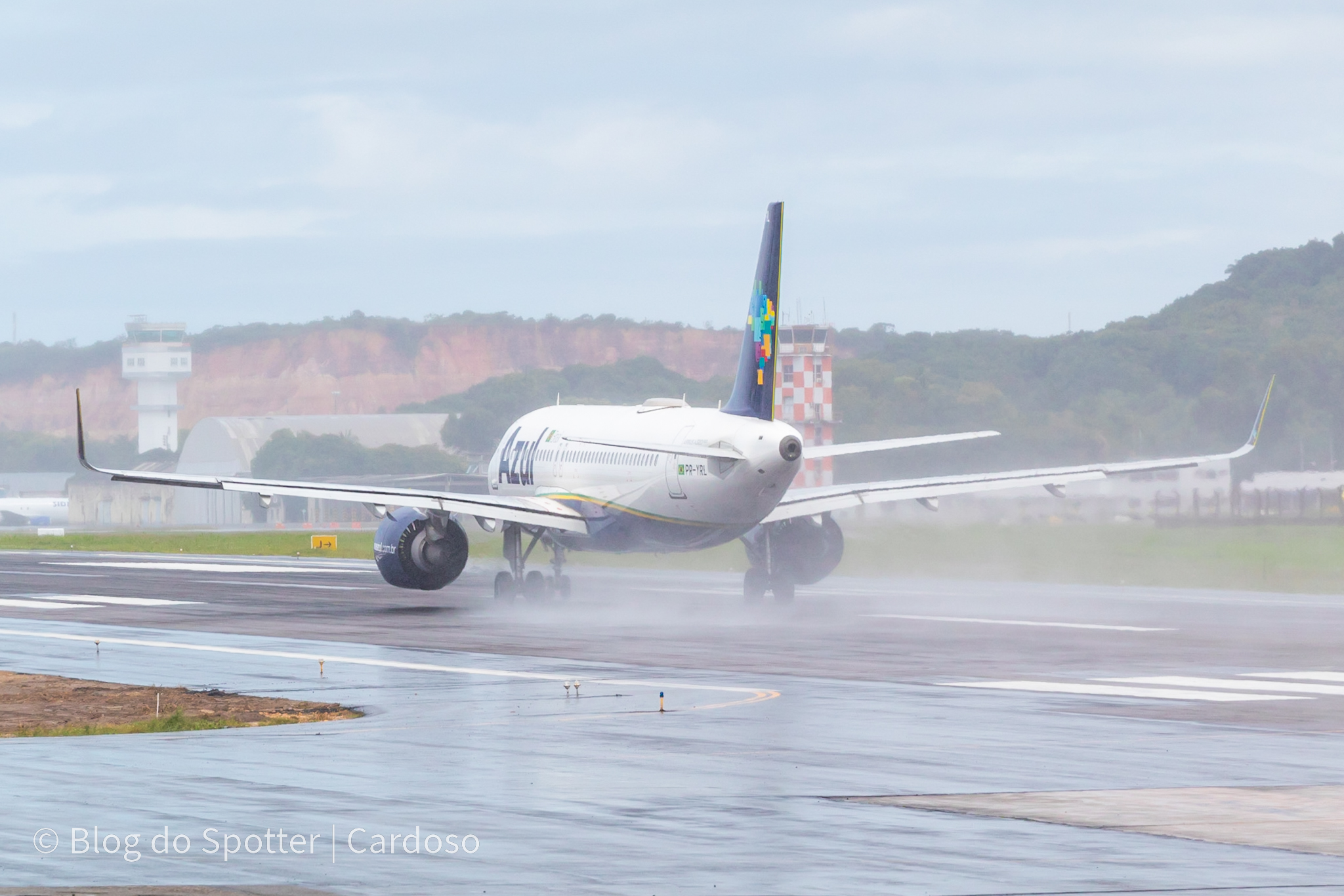 PR-YRL – Airbus A320-251N – Azul Linhas Aéreas