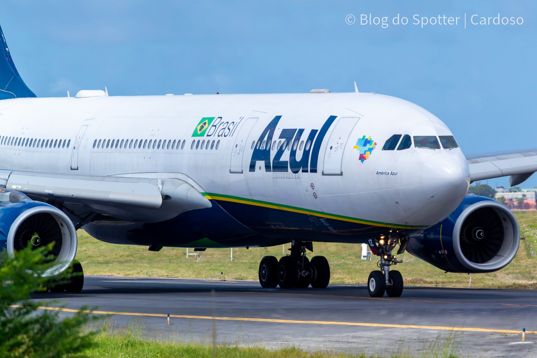 PR-AIZ – Airbus A330-243 – Azul Linhas Aéreas