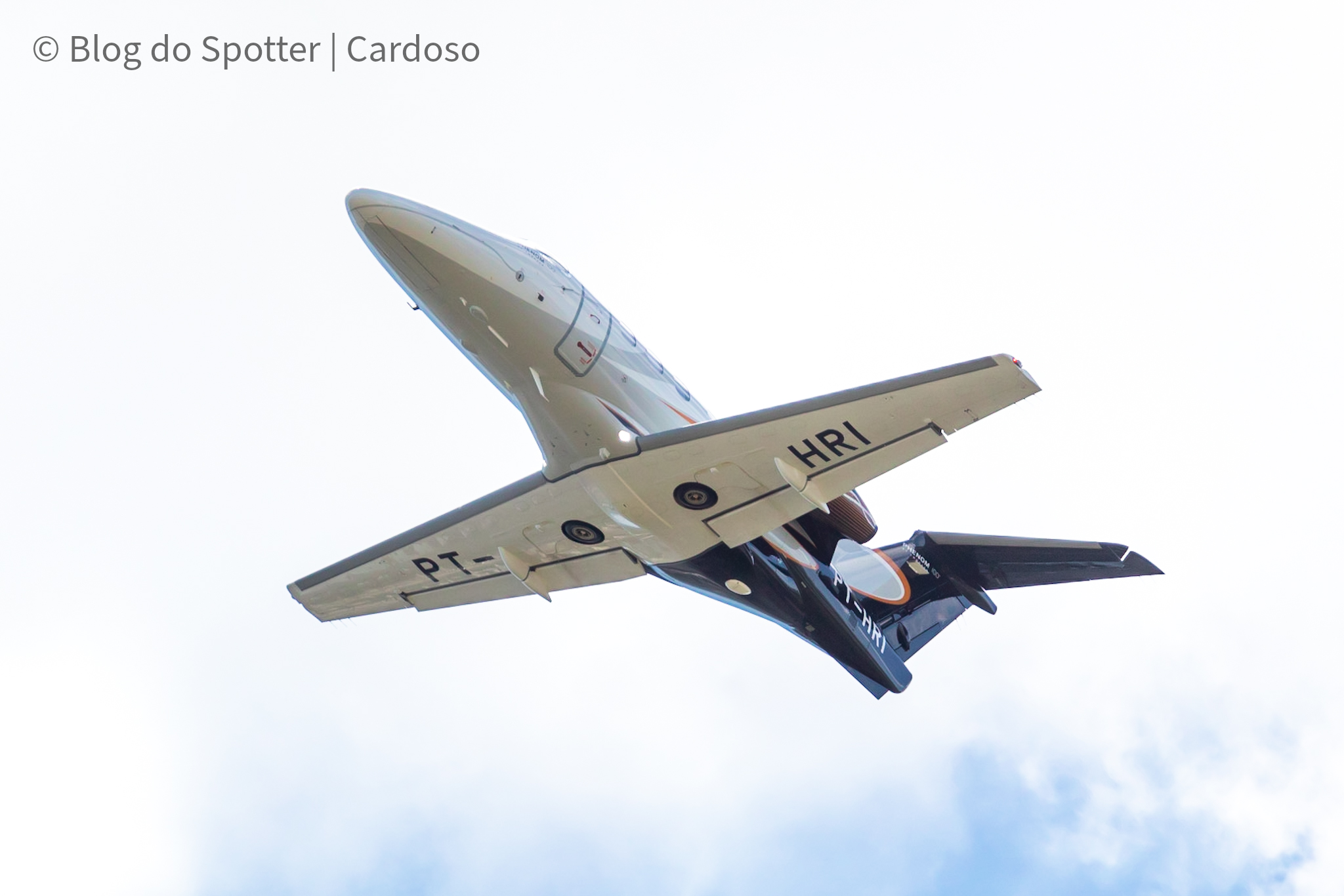 PT-HRI – Embraer Phenom 100 – Aviação Geral