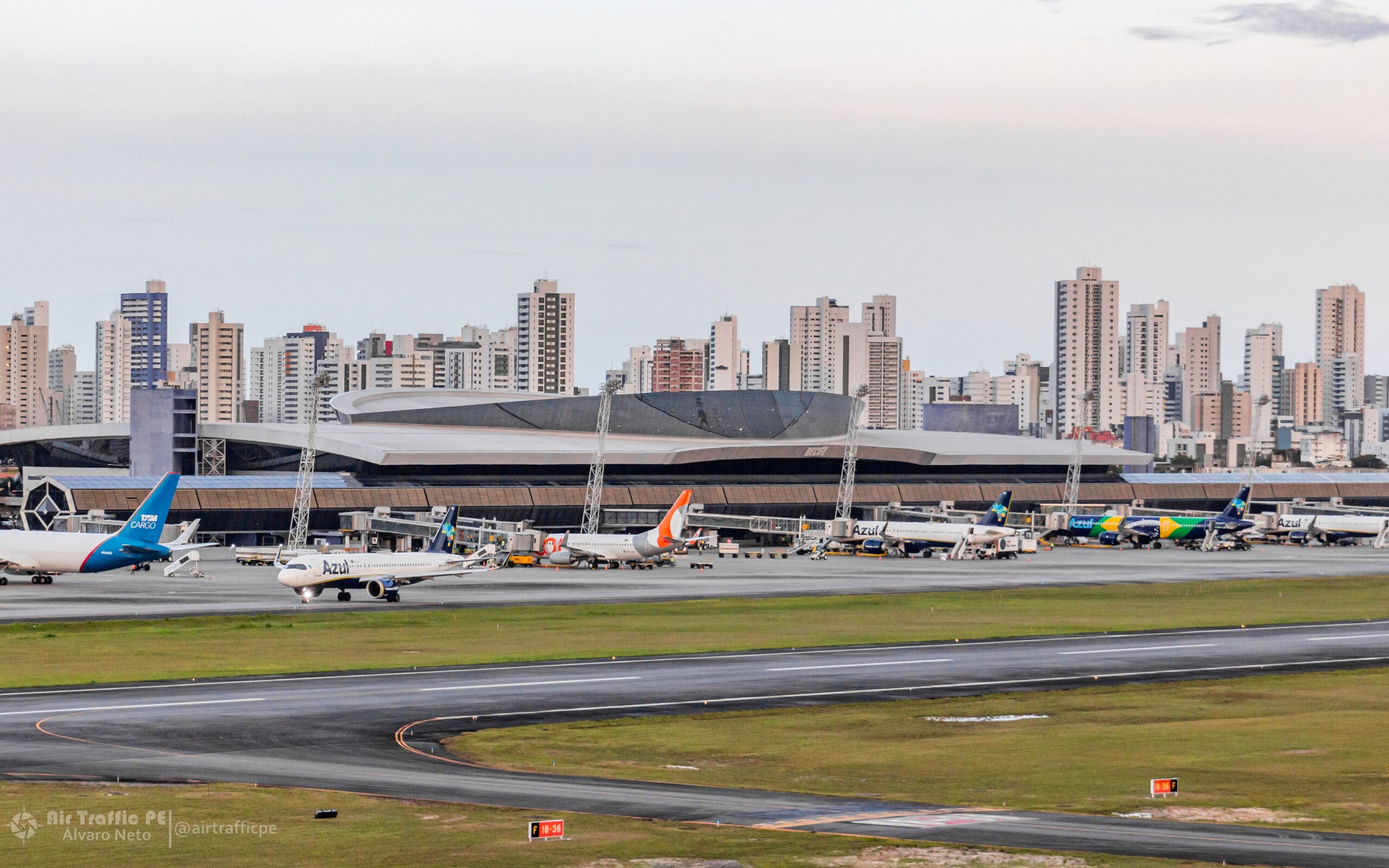 Voos de instrução estão restringidos no Aeroporto do Recife