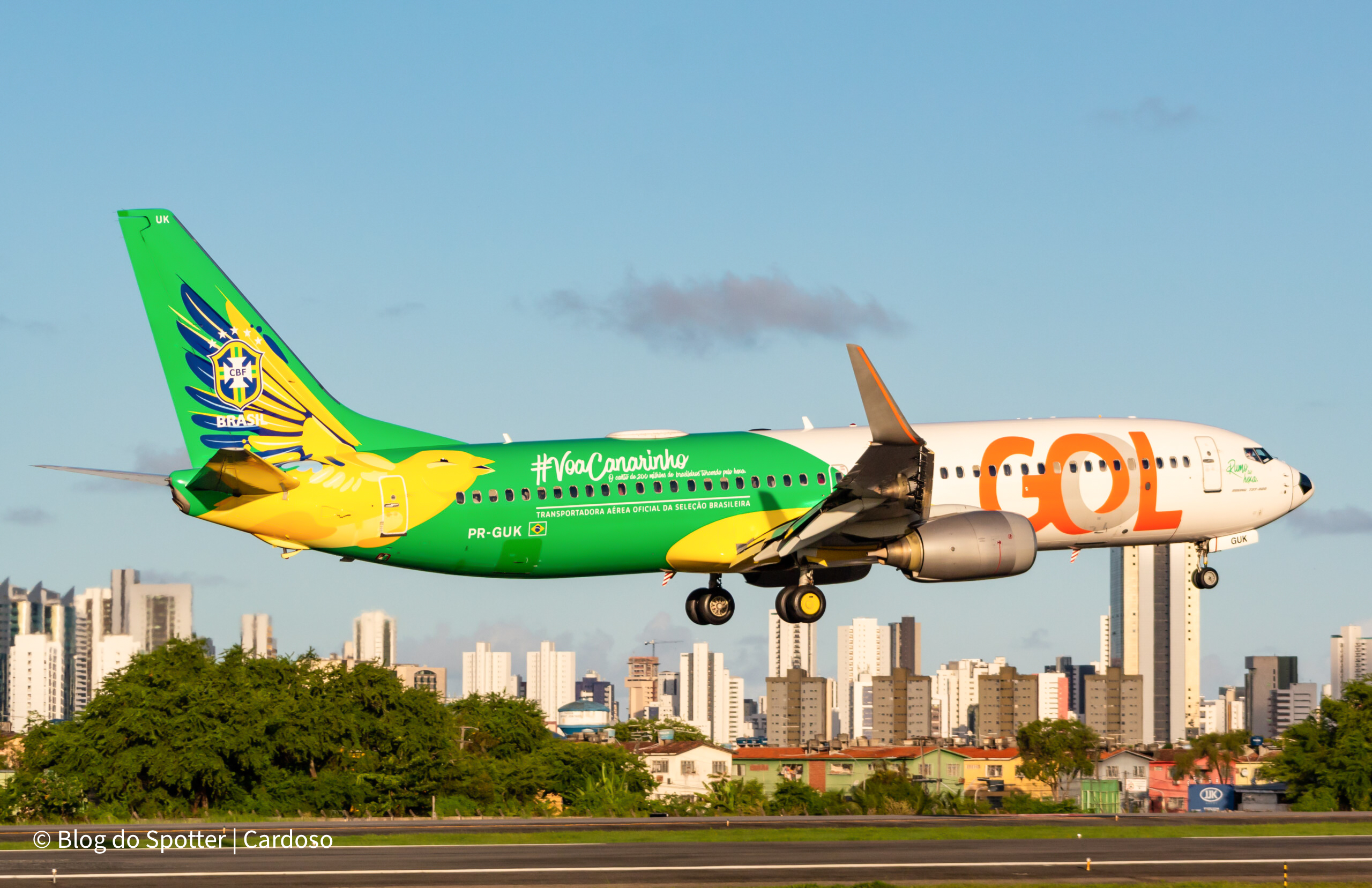 PR-GUK – Boeing 737-800 – GOL em Recife